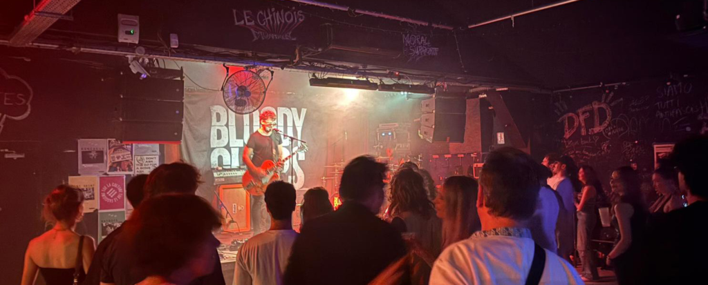 Bloody Claps (Paris): Un groupe mêlant Stoner et Garage Rock, porté par des riffs puissants et accrocheurs